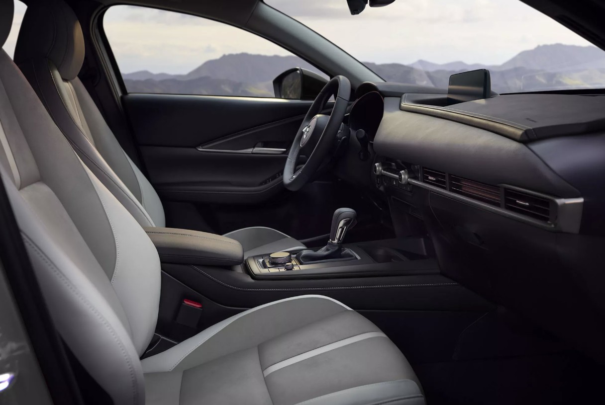 2026 Mazda CX-30 4.jpg