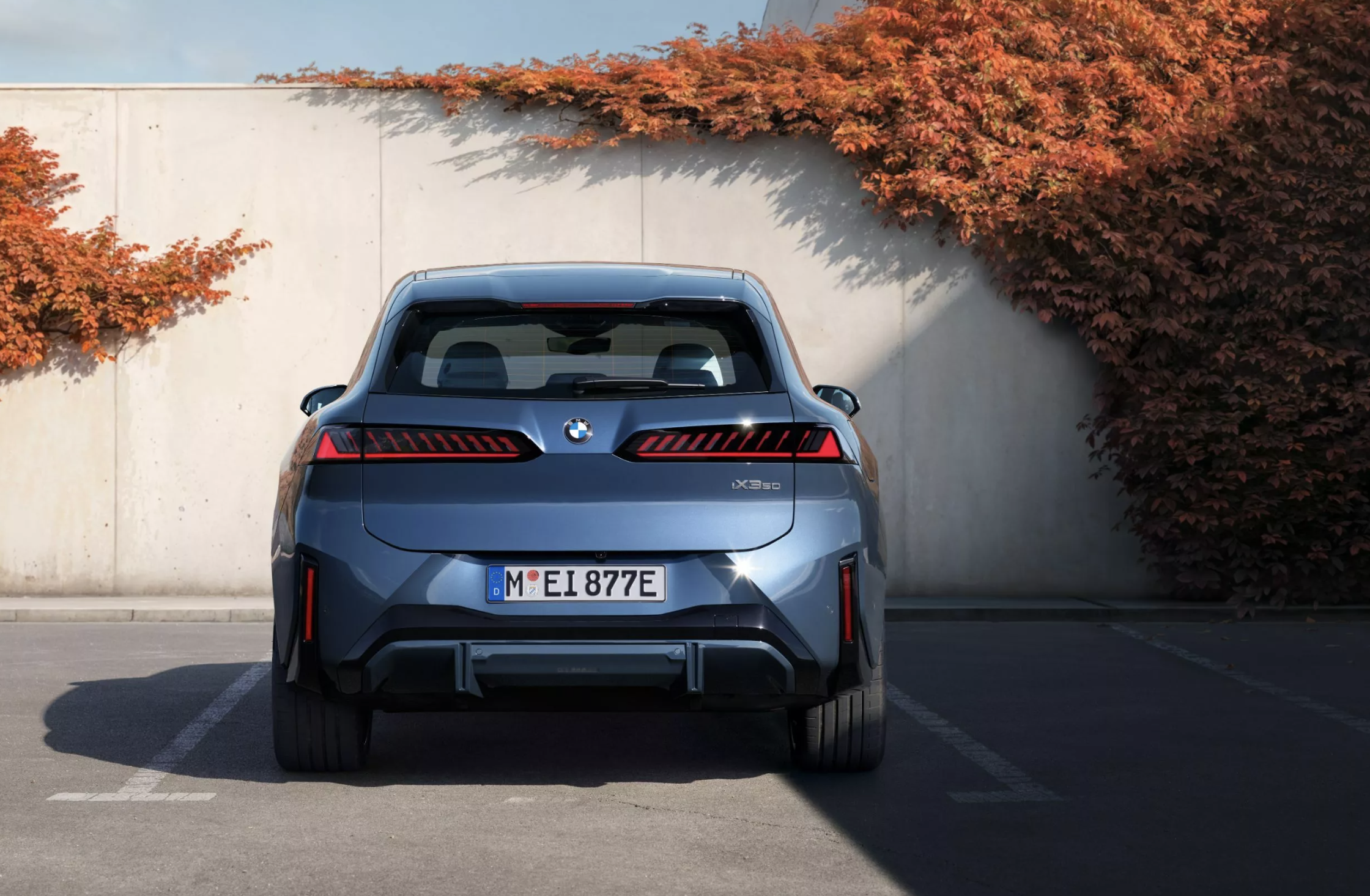 BMW-iX3 2025-09-06 lúc 08.52.26.png