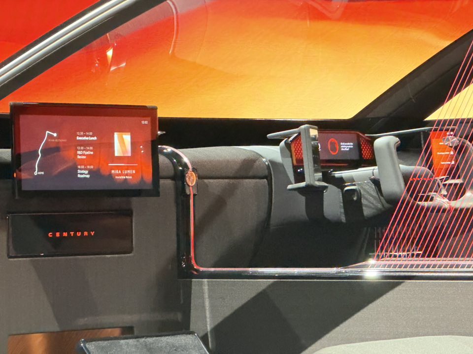 CENTURY – CONCEPT CAR 7.jpg