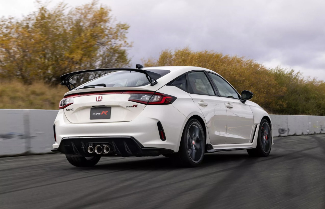 Civic-Type-R 2.jpg