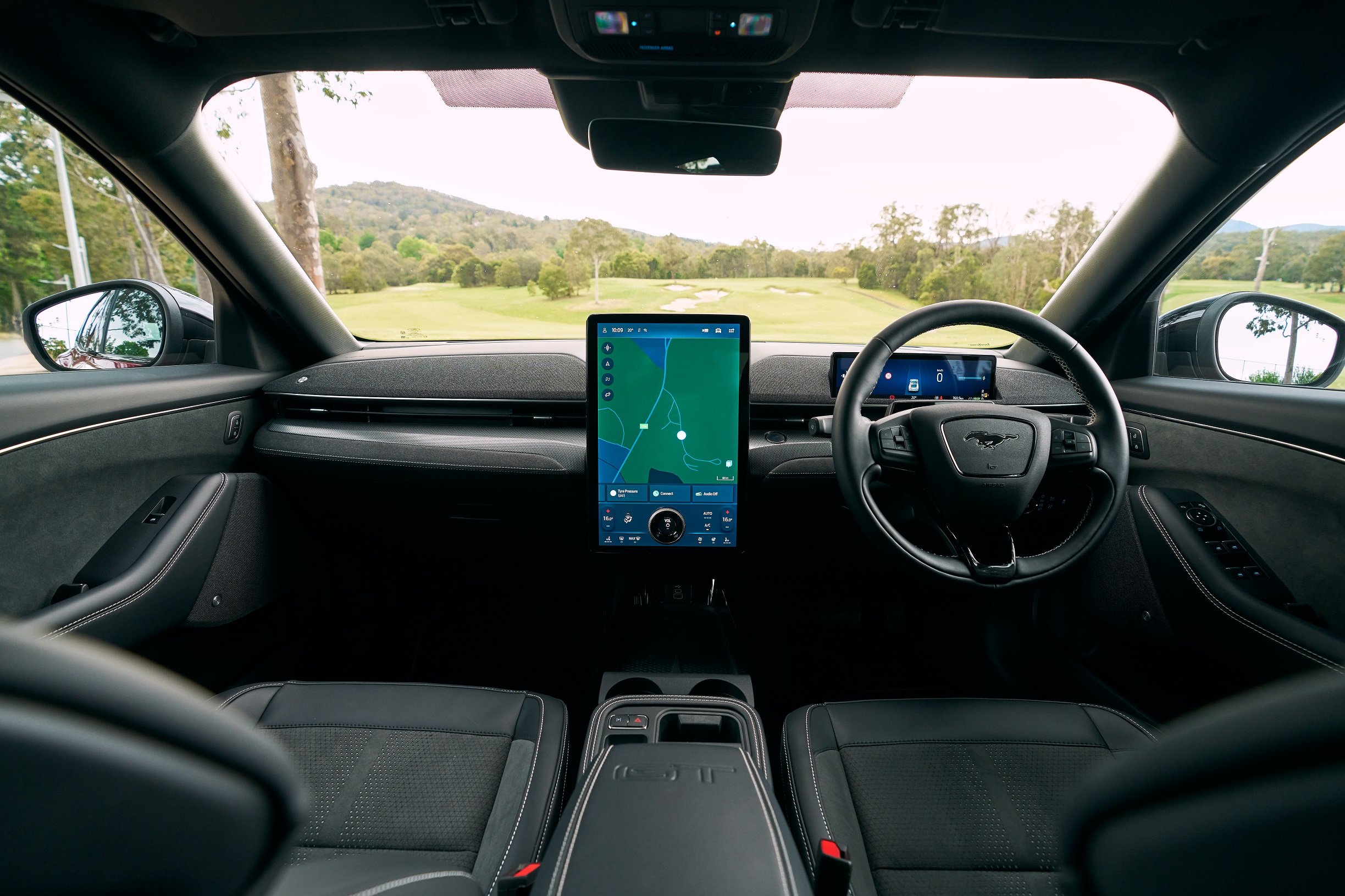 Ford Mustang Mach-E (2).jpg