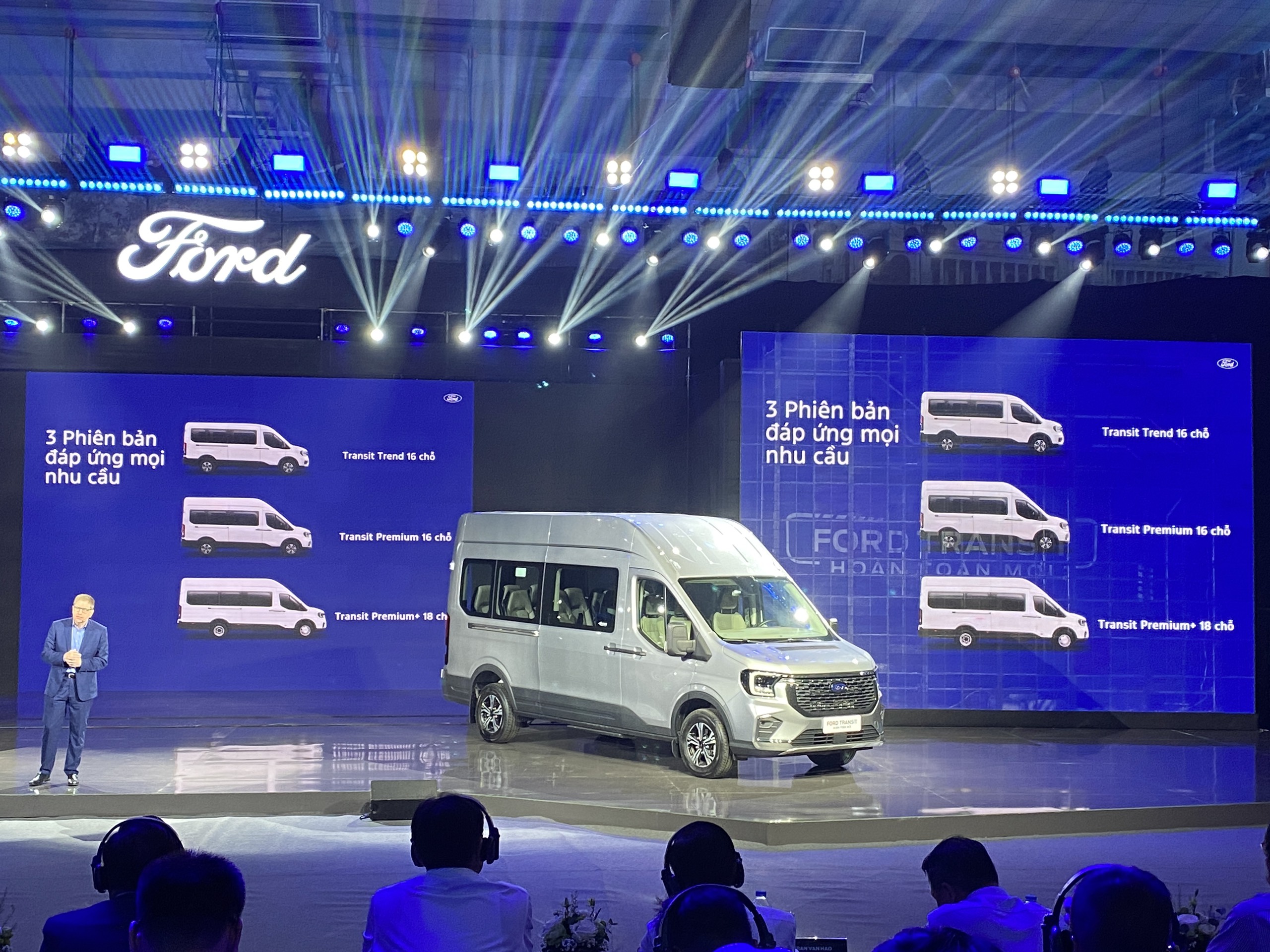 Ford Transit 13.jpg