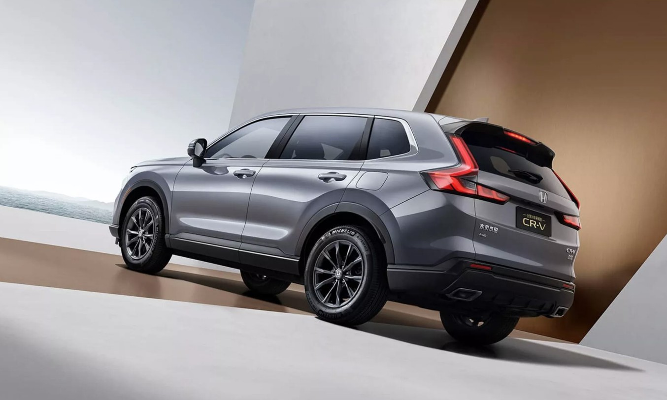 Honda-CR-V-Global-30th-Anniversary-Edition- 3.jpg