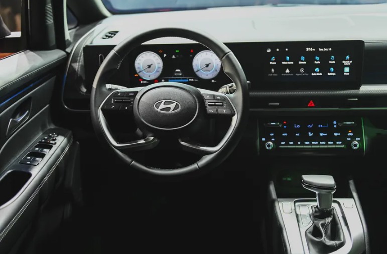 Hyundai Stargazer 2026-4.jpg