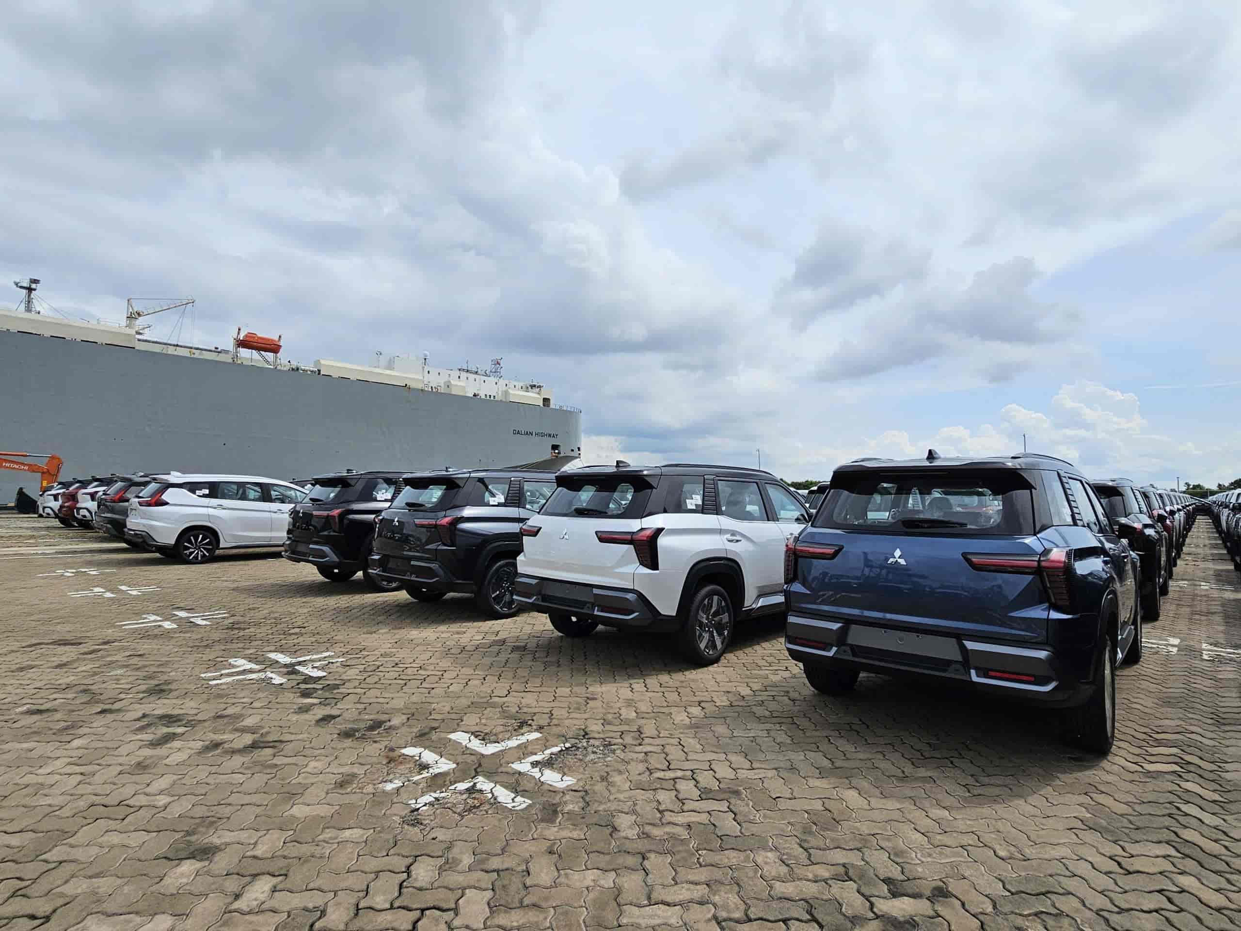 Mitsubishi Destinator  (4).jpg