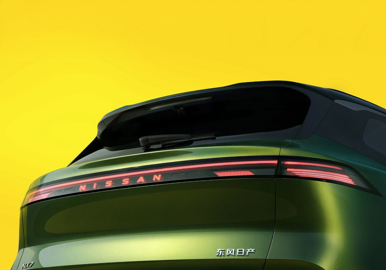 Nissan NX7-3.jpg
