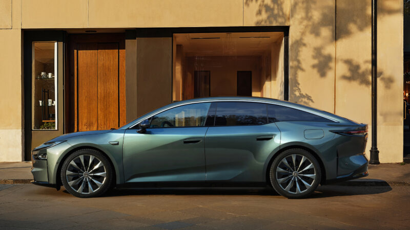 Toyota bZ7 (2).jpg