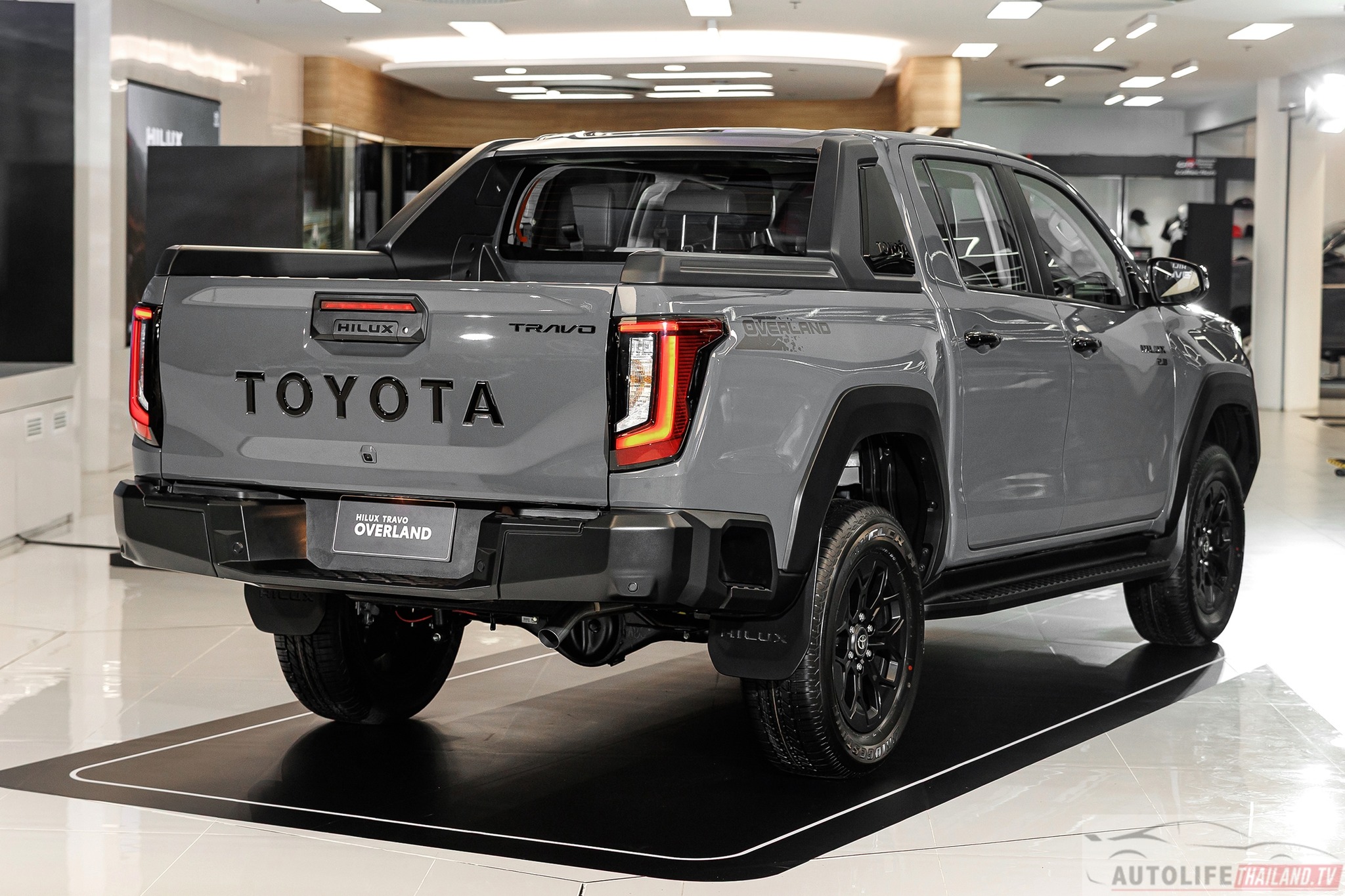 Toyota Hilux TRAVO OVERLAND 7 (2).jpg