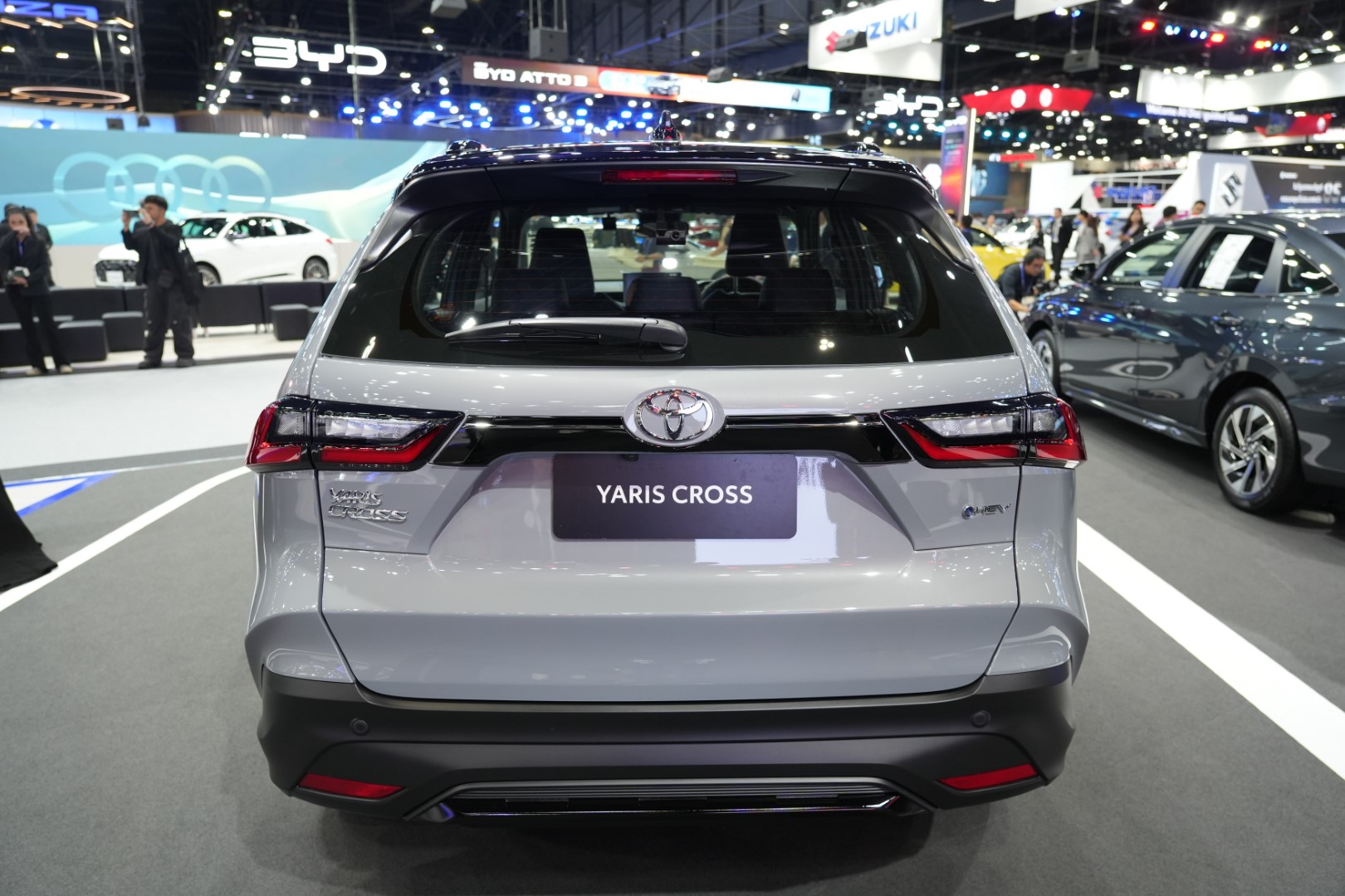 Toyota Yaris Cross HEV NightShade 2026 3.jpg