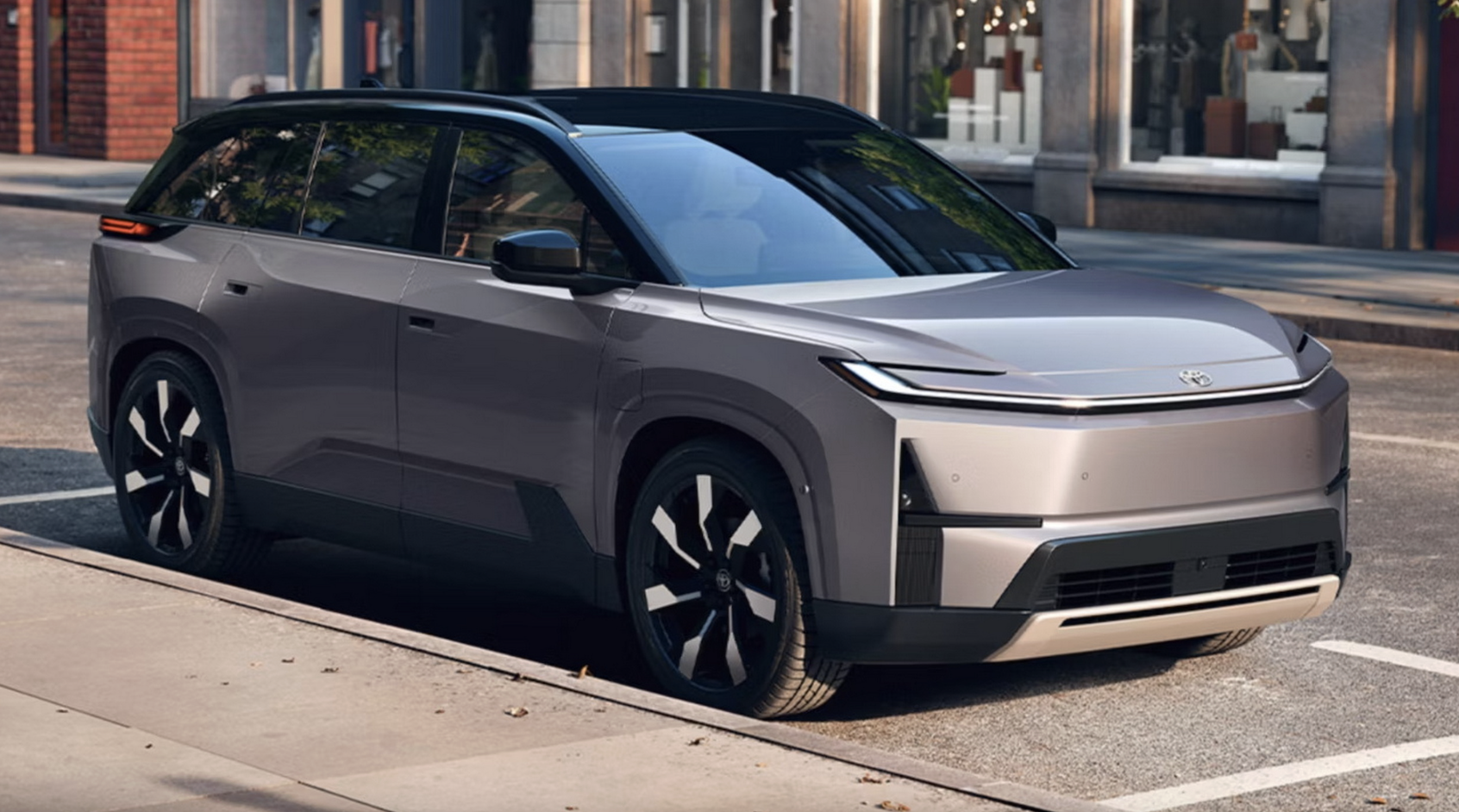 xe điện Toyota 2026-04-04 lúc 11.47.21.png