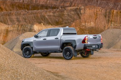 Toyota Hilux 5.jpg