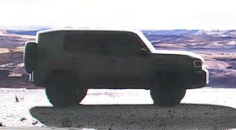 Toyota Land Cruiser FJ 3.jpg