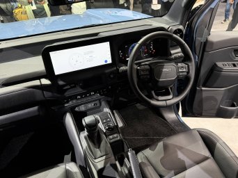 Toyota Land Cruiser FJ 5.jpg