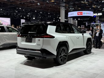 All NEW Toyota RAV4 PHEV GR SPORT 2.jpg