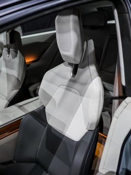 Toyota Corolla 14.jpg