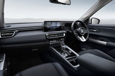 Mitsubishi DESTINATOR HEV 5.jpg