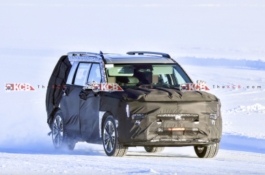 Hyundai Santa Fe facelift 2026-02-21 lúc 12.56.49.png